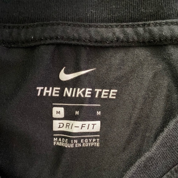 Nike Dri-Fit T-Shirt - Picture 3 of 3